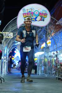 BIB: 5227
                            <button type="button" onclick="openModal(21830249)" class="btn btn-primary btn-sm float-right btn-popup" data-toggle="modal" data-target=".modal-high-quality">
                        <i class="fas fa-shopping-cart"></i> Add to Cart
                    </button>
                                            <button type="button" onclick="isThisMe(21830249, true)" class="btn btn-success btn-sm float-right btn-popup btn-isme hidden" data-toggle="tooltip" data-placement="bottom" title="นี่คือรูปของคุณใช่ไหม คลิกที่นี่เพื่อเอาเข้าอัลบั้ม">
                        <i class="fas fa-plus"></i> Add to album
                    </button>
                    <button type="button" onclick="isThisMe(21830249, false)" class="btn btn-warning btn-sm float-right btn-popup btn-isnotme hidden">
                        <i class="fas fa-ban"></i> Remove from album
                    </button>